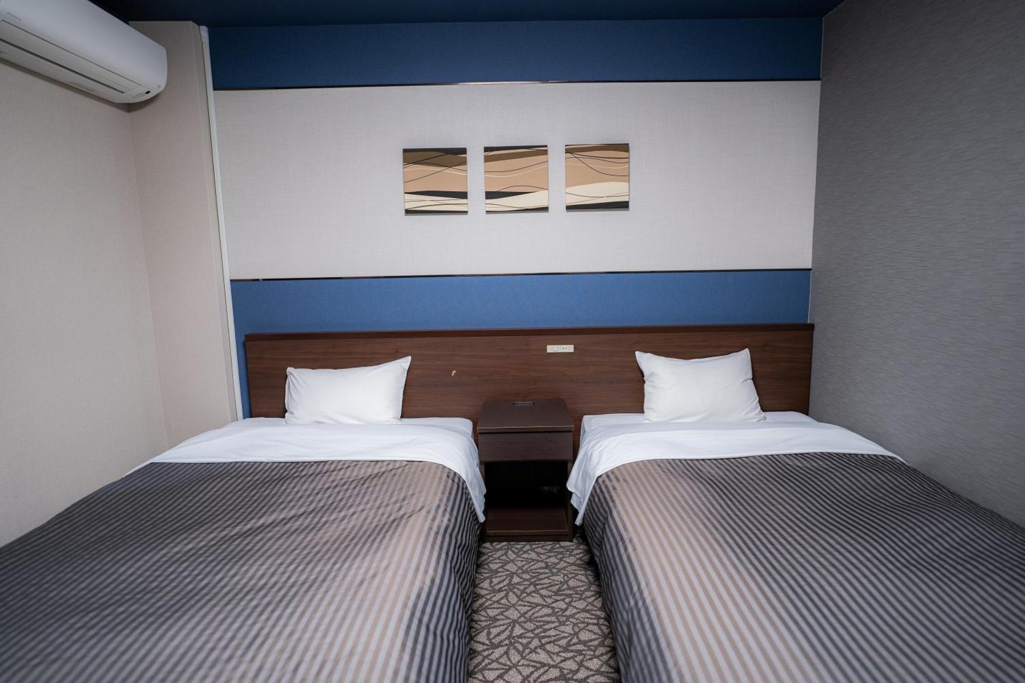 Isahaya Daiichi Hotel Esterno foto